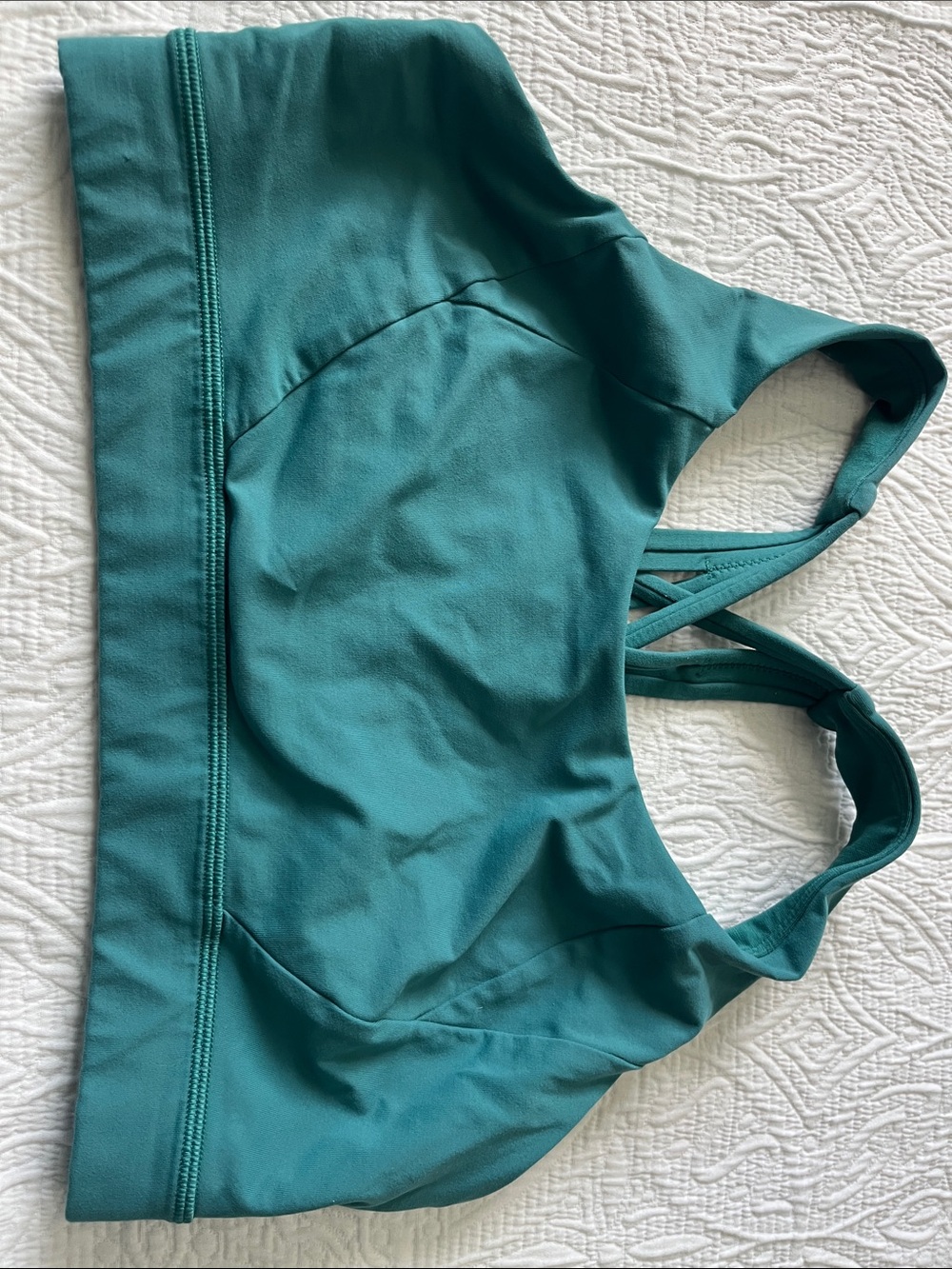 Women’s Lululemon cross cross back sports bra size 10